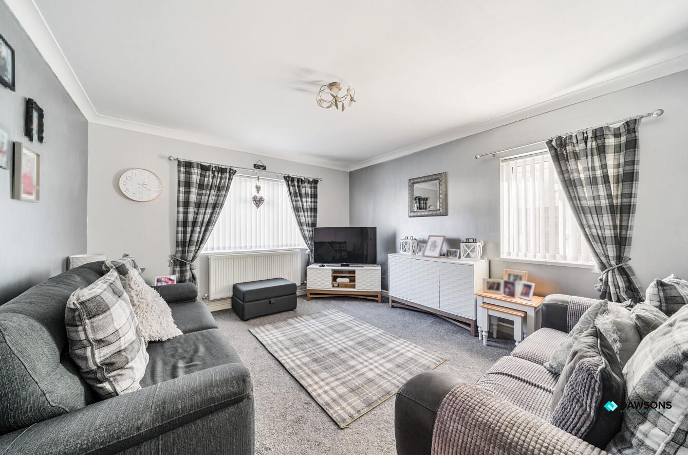 Maes Tref, Llanelli, SA15 3SY